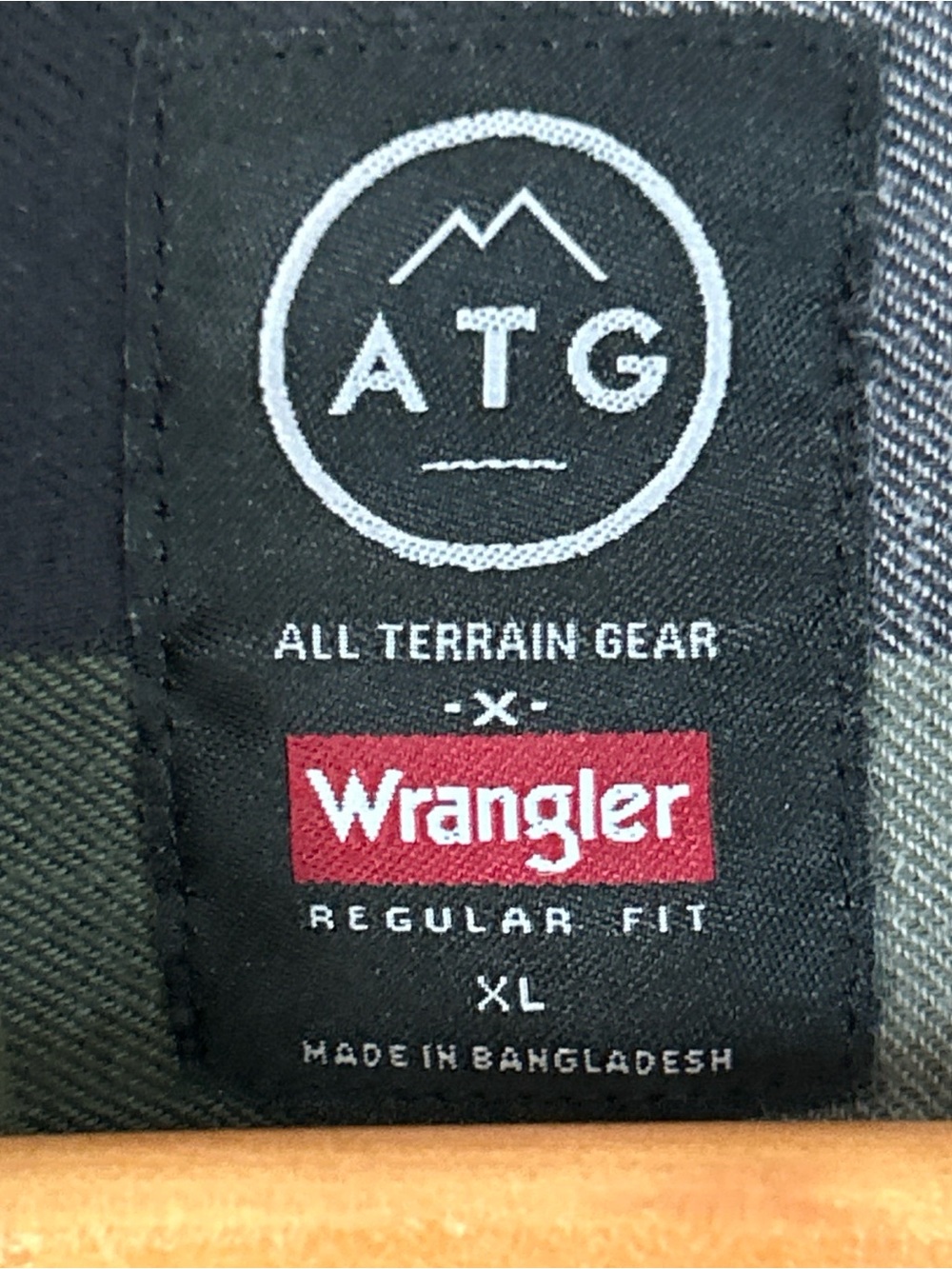 Wrangler All Terrain Gear Square Plaid Button Down Long Sleeve Men's Size XL - Picture 3 of 11